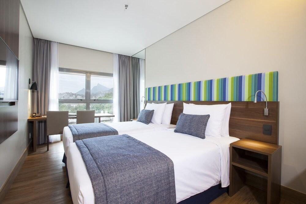 Prodigy Santos Dumont By Wish Hotel 4*